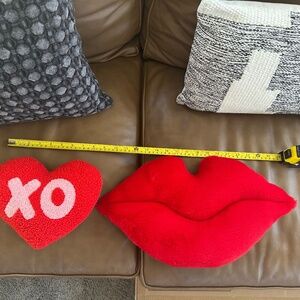 Heart and Lips Pillows - Set of 2